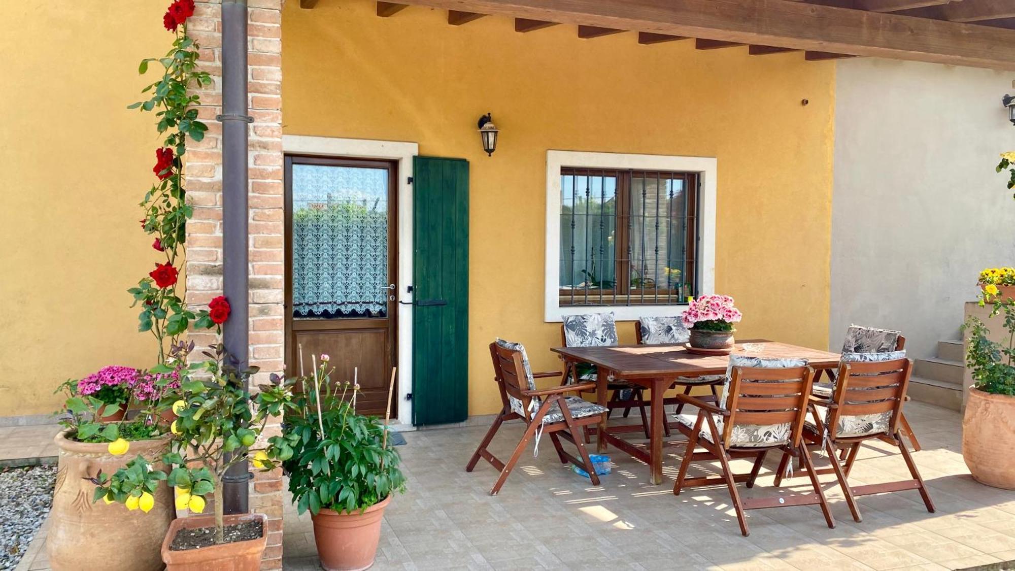 B&B Civico 61 Pastrengo Exterior photo