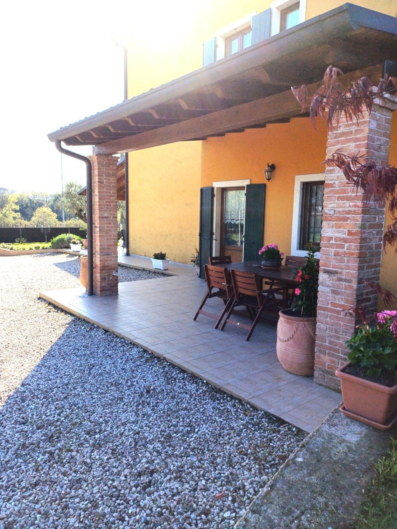 B&B Civico 61 Pastrengo Exterior photo